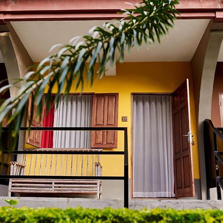 Andasibe Lemurs Lodge ภายนอก รูปภาพ