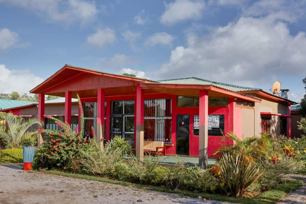Andasibe Lemurs Lodge ภายนอก รูปภาพ
