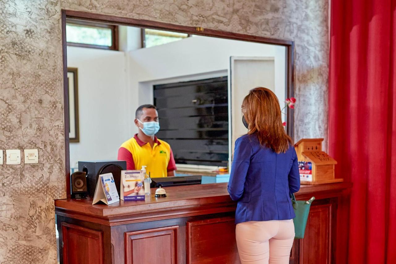 Andasibe Lemurs Lodge ภายนอก รูปภาพ