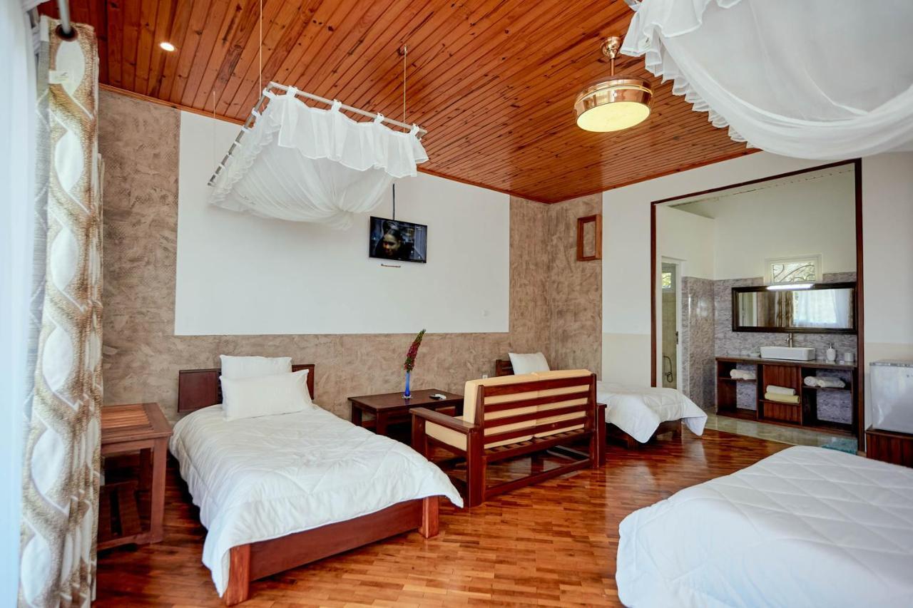 Andasibe Lemurs Lodge ภายนอก รูปภาพ