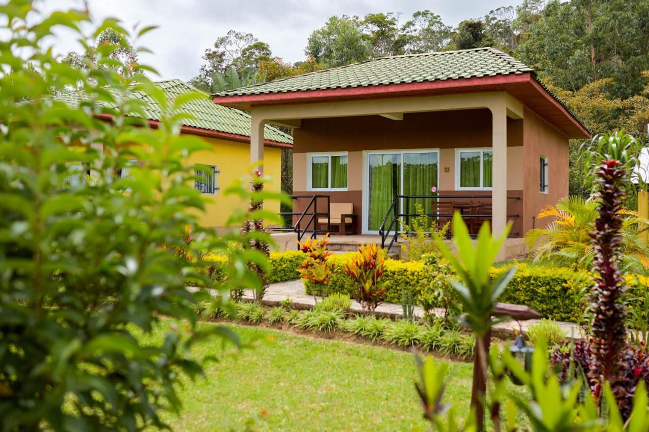 Andasibe Lemurs Lodge ภายนอก รูปภาพ