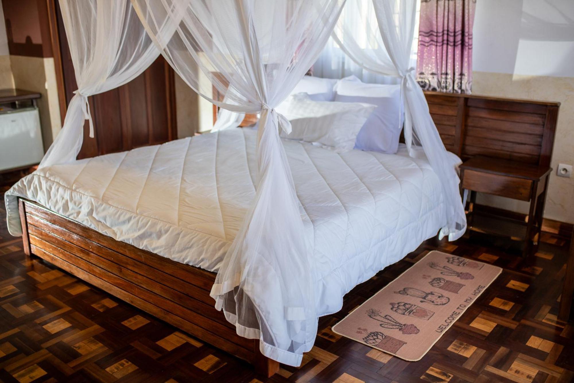 Andasibe Lemurs Lodge ภายนอก รูปภาพ