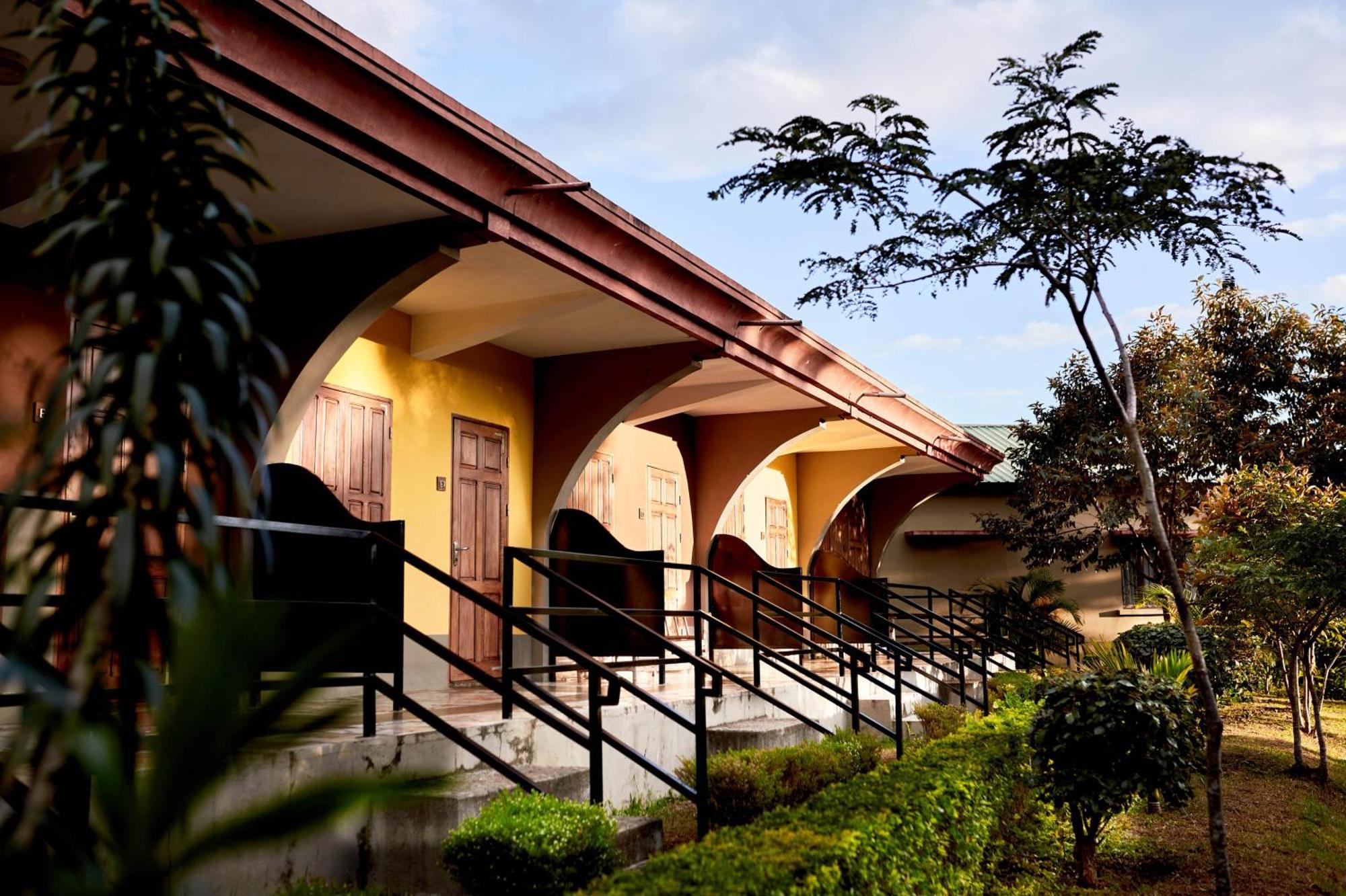 Andasibe Lemurs Lodge ภายนอก รูปภาพ